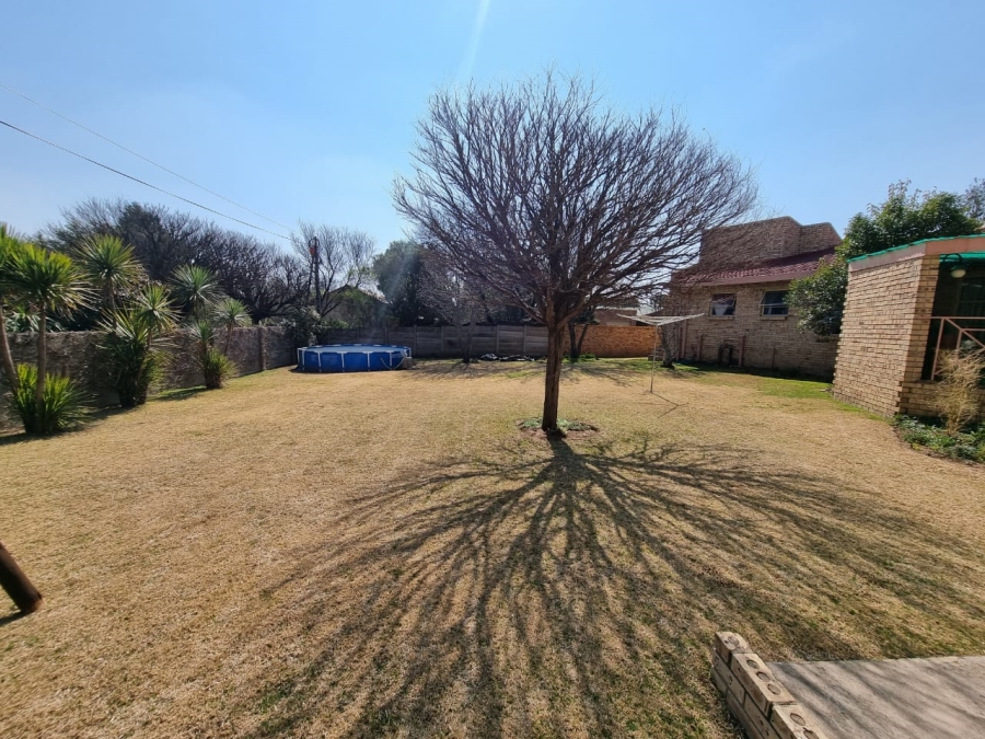 4 Bedroom Property for Sale in La Provance Free State